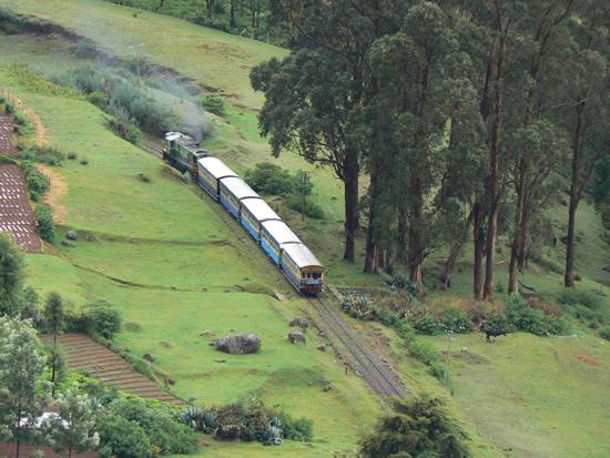 ooty sight seing from Train